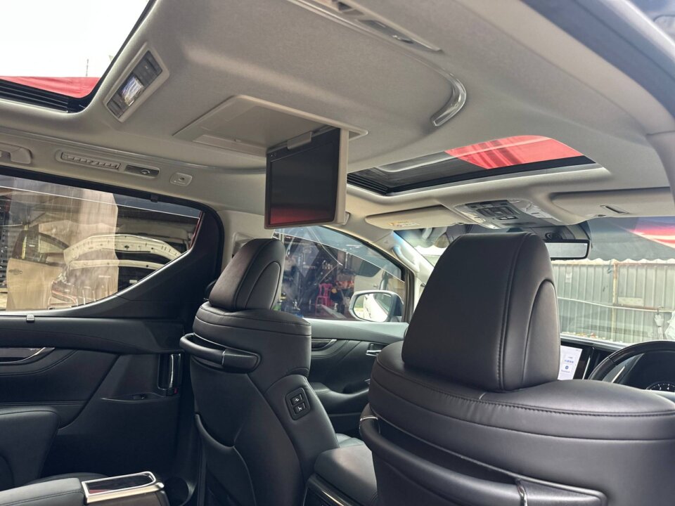Toyota Alphard — foto galeri 19