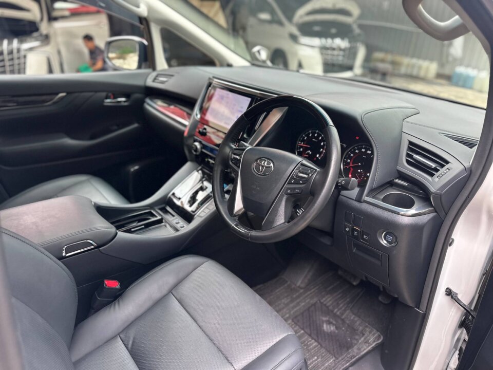 Toyota Alphard — foto galeri 20