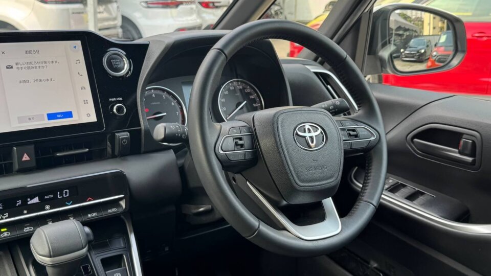 Toyota Voxy — foto galeri 26