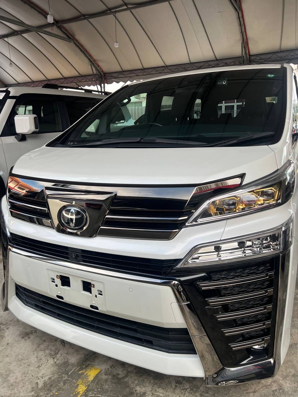 Toyota Vellfire GOLDEN EYE 2021 · TG-1957