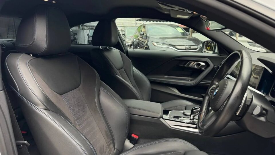BMW 220i — foto galeri 14