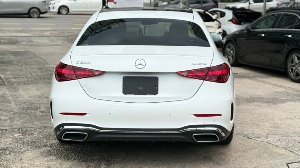 Mercedes-Benz C200 · Foto 803 Mercedes-Benz C200 — foto galeri 6