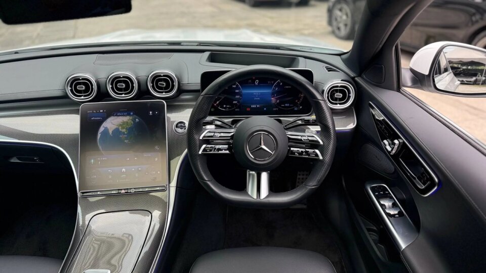 Mercedes-Benz C200 · Foto 809 Mercedes-Benz C200 — foto galeri 12