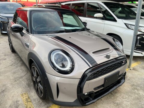 MINI Cooper 2022 — gambar utama