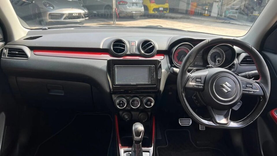 Suzuki Swift — foto galeri 15