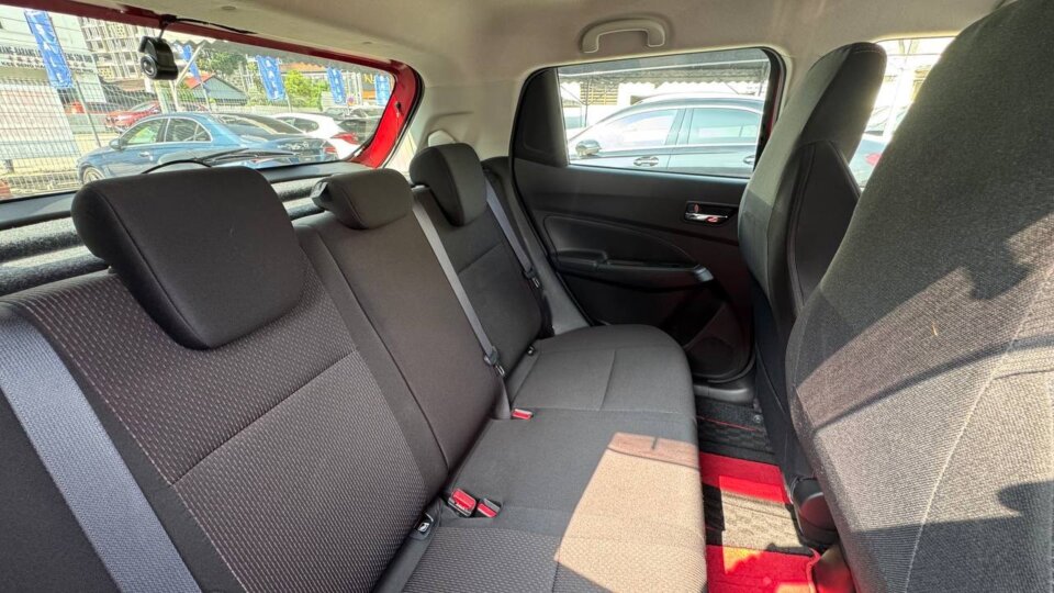 Suzuki Swift — foto galeri 6