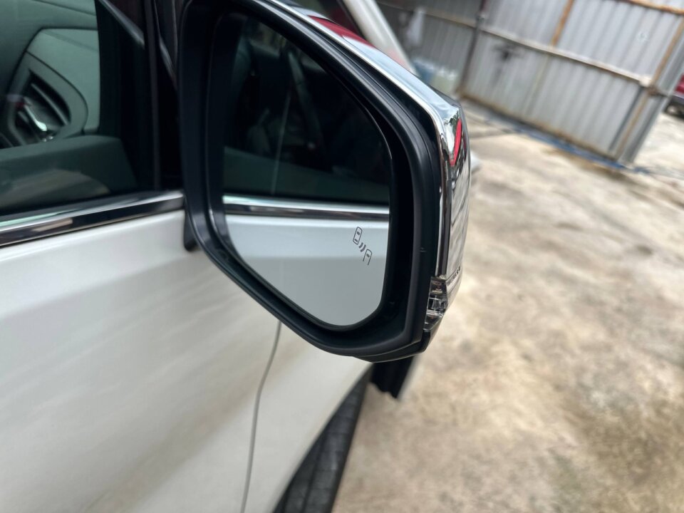 Toyota Alphard — foto galeri 3