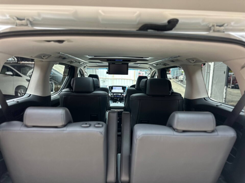 Toyota Alphard — foto galeri 5