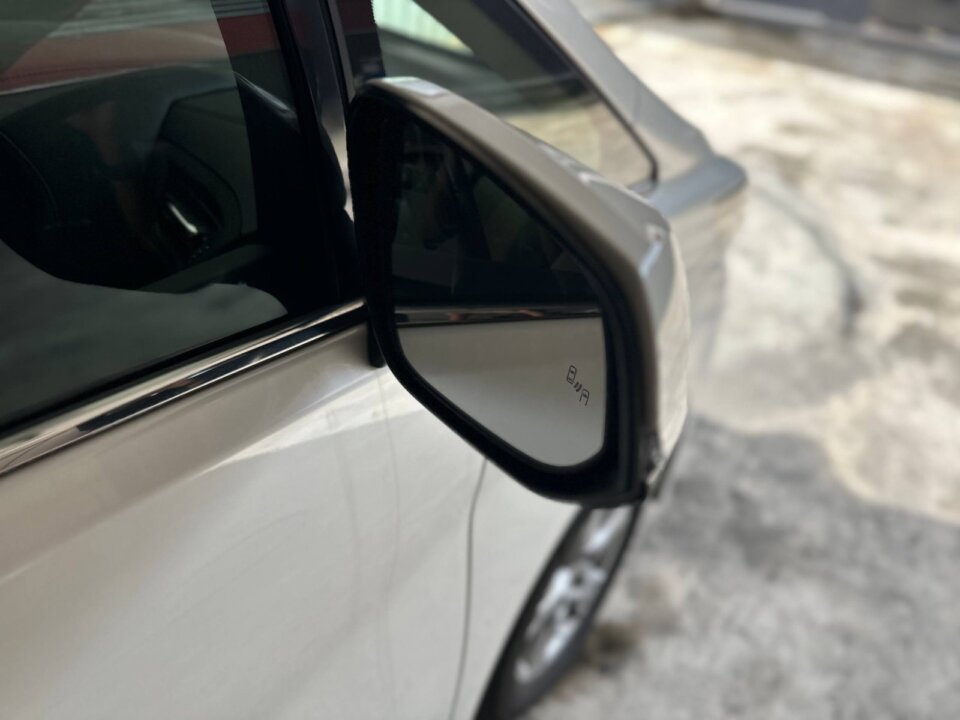 Toyota Alphard · Foto 1221 Toyota Alphard — foto galeri 8