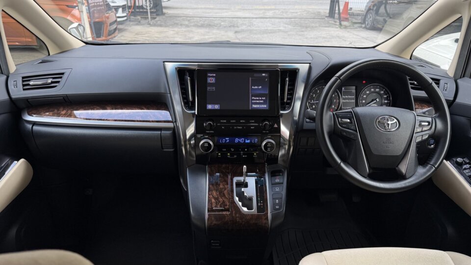 Toyota Alphard — foto galeri 9