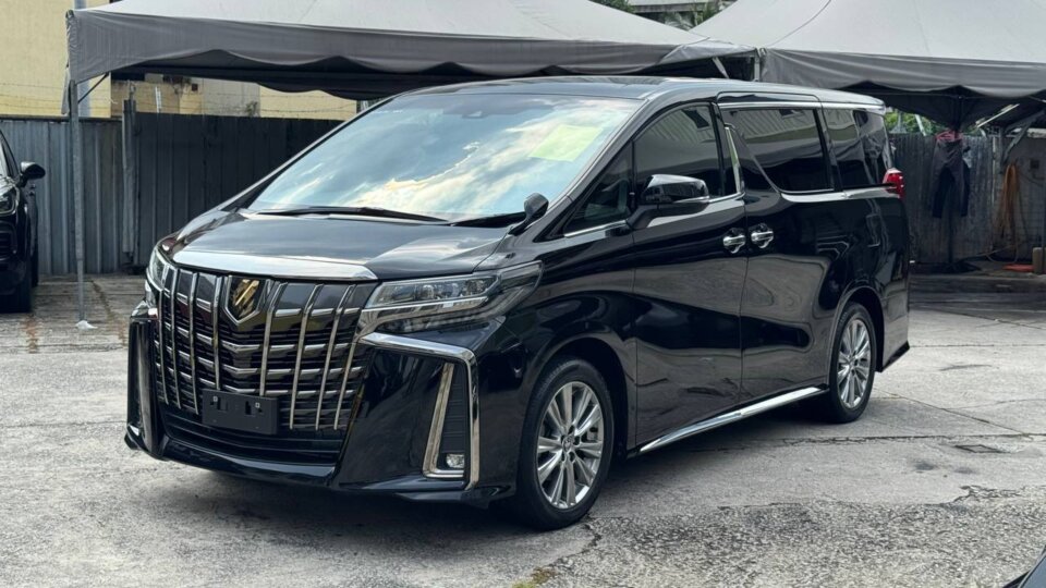 Toyota Alphard · Foto 272 Toyota Alphard — gambar utama
