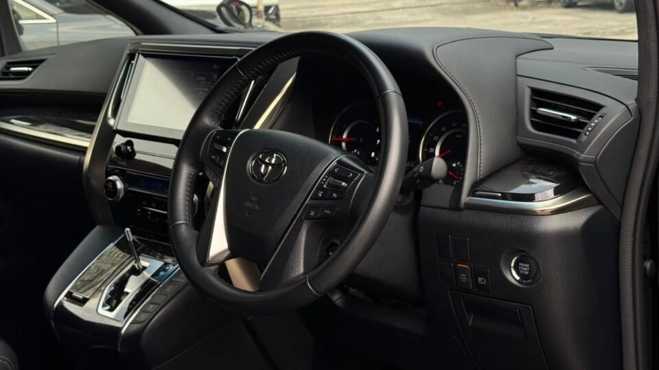 Toyota Alphard · Foto 286 Toyota Alphard — foto galeri 15