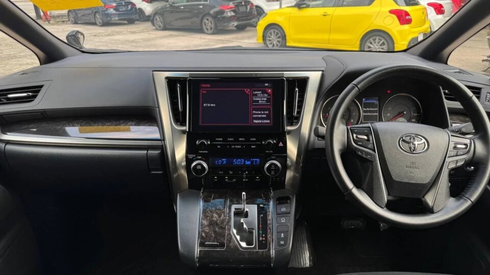 Toyota Alphard · Foto 290 Toyota Alphard — foto galeri 19