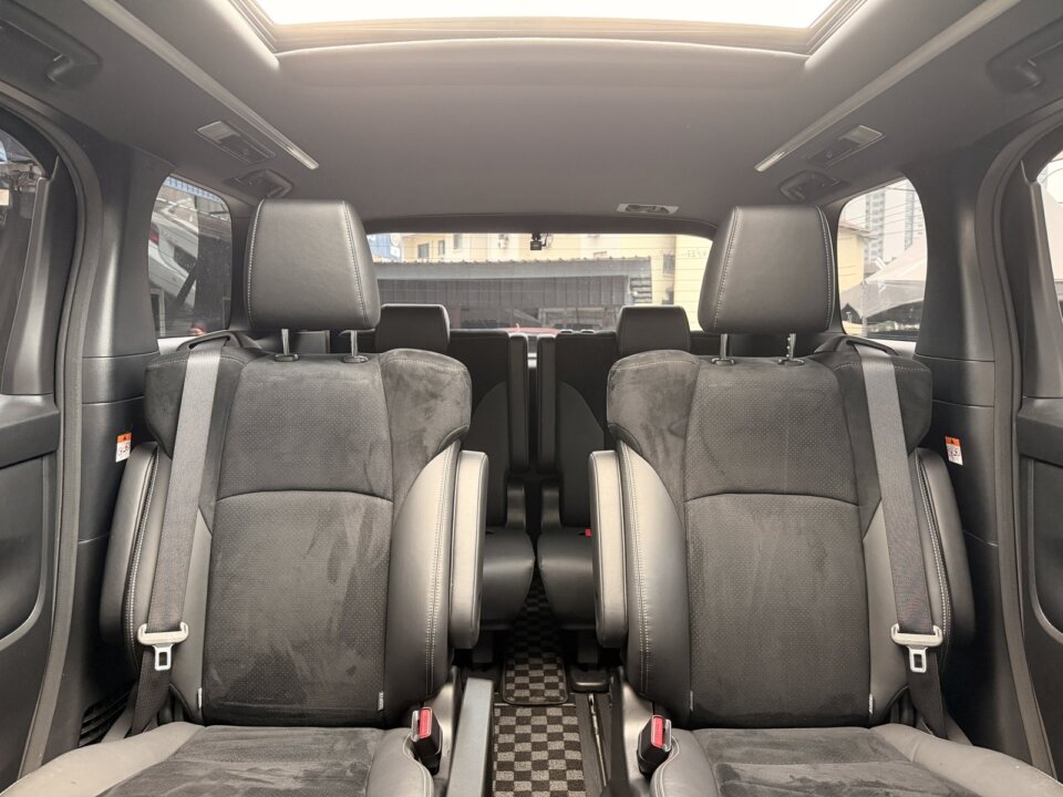 Toyota Alphard · Foto 320 Toyota Alphard — foto galeri 11