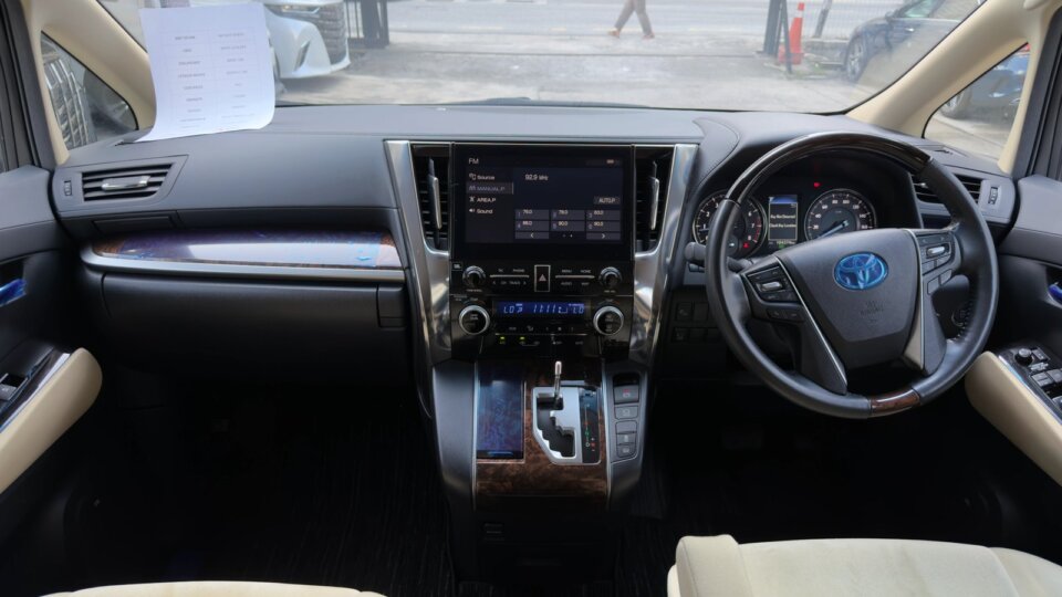Toyota Alphard — foto galeri 20