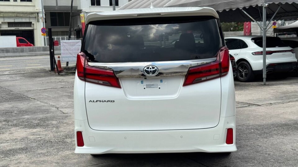 Toyota Alphard — foto galeri 4