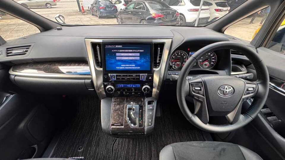 Toyota Alphard — foto galeri 8