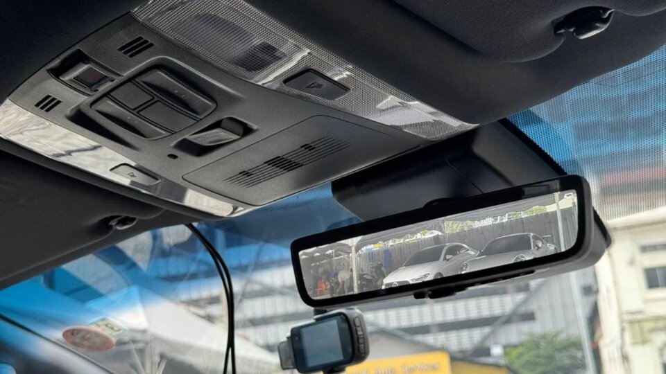 Toyota Alphard — foto galeri 16