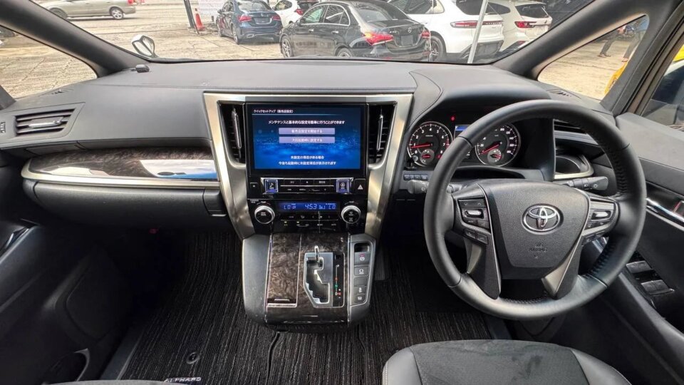 Toyota Alphard — foto galeri 18