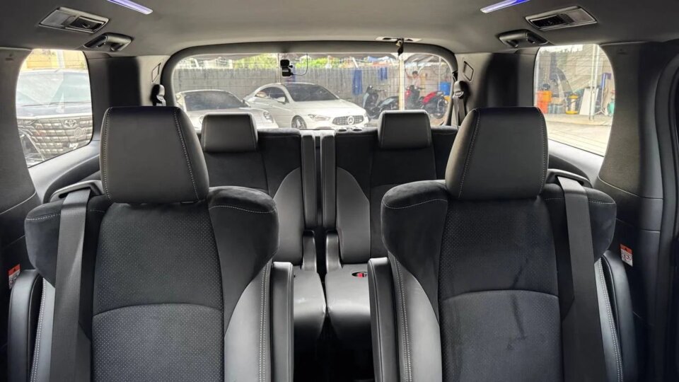 Toyota Alphard — foto galeri 19