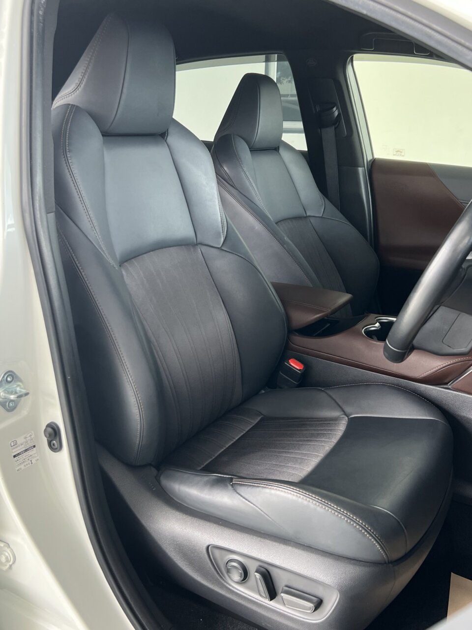 Toyota Harrier — foto galeri 4