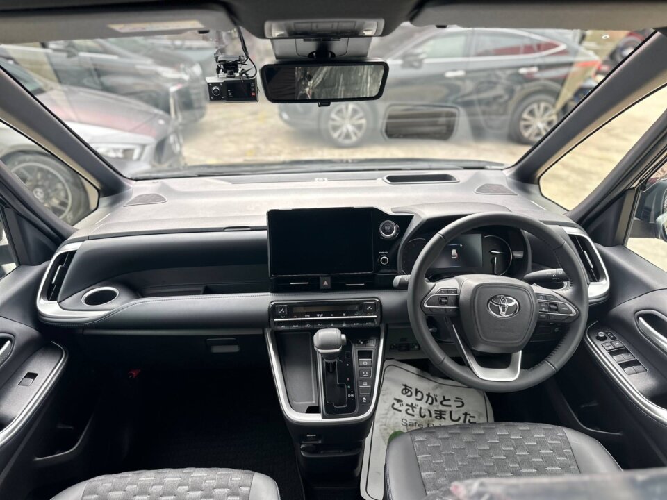 Toyota Voxy · Foto 1305 Toyota Voxy — foto galeri 2