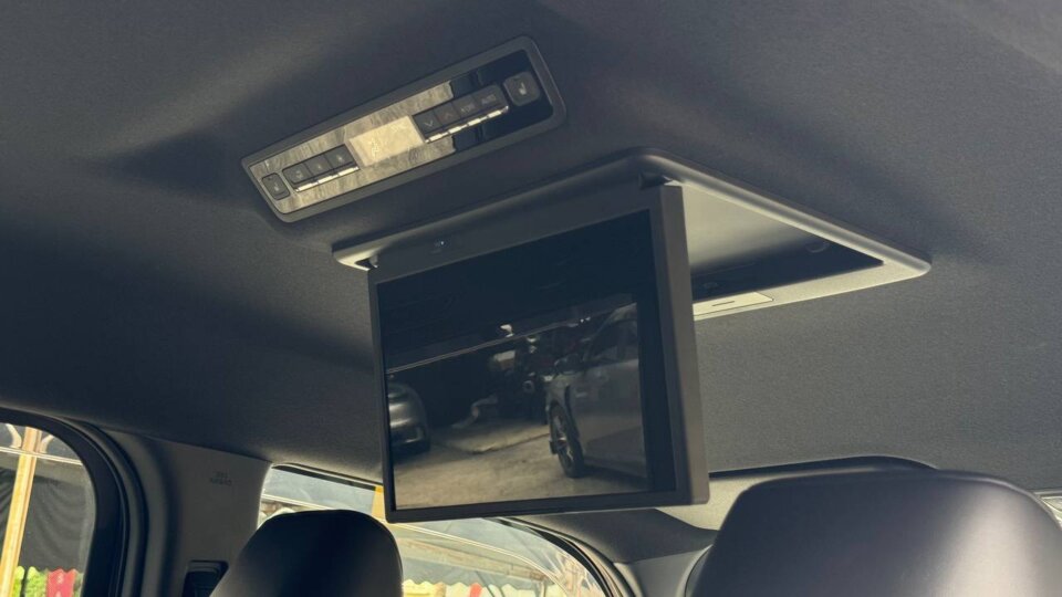 Toyota Voxy — foto galeri 6